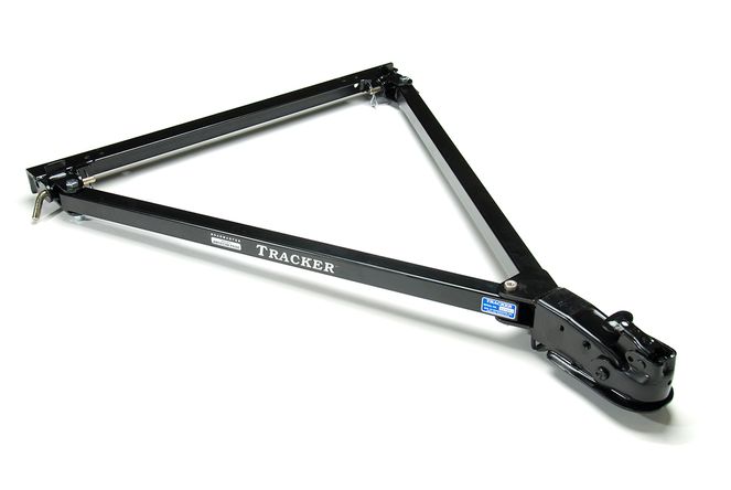 020 - TRACKER TOW BAR