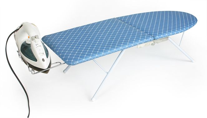 43904 - Folding Ironing Board