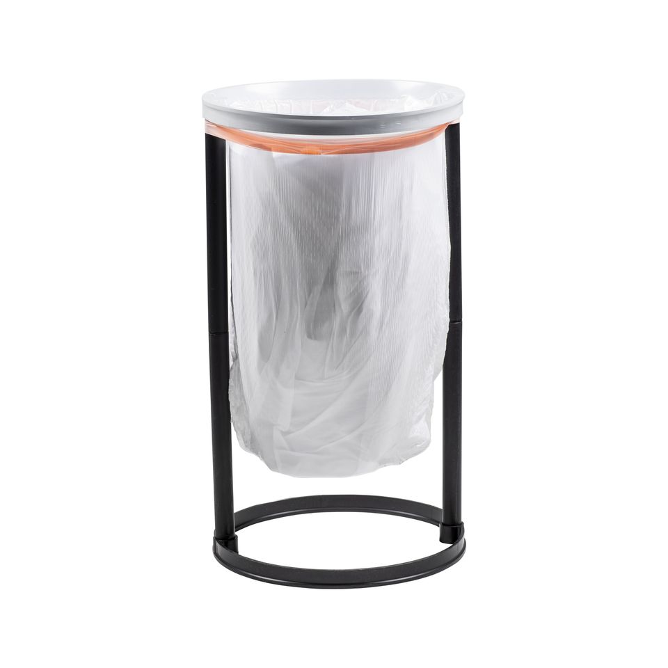 2022105716 - Trash Bag Holder
